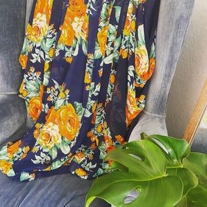 Sheer kimono with floral pattern